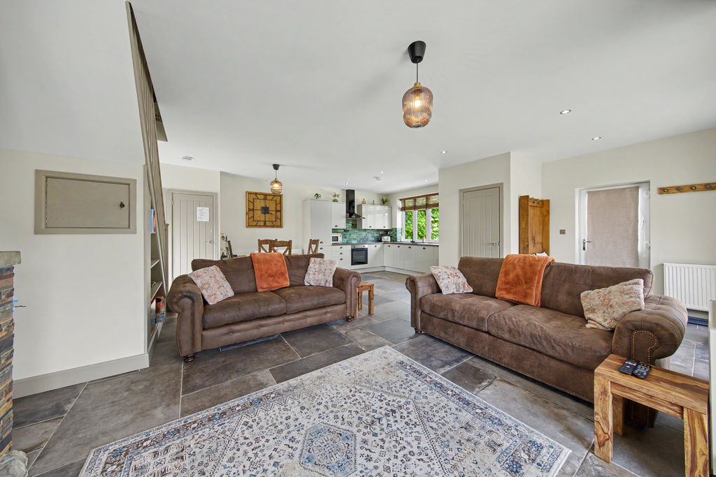 Darley Road Stone Edge